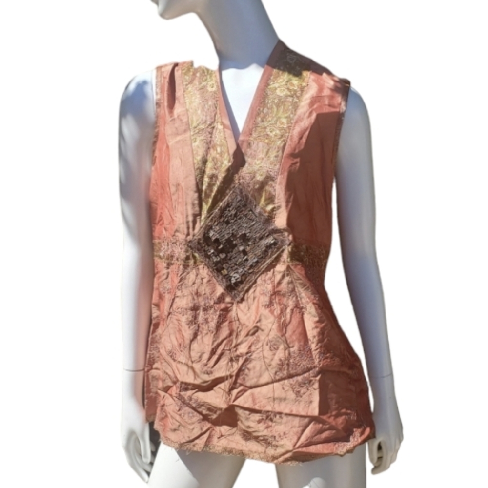 GISELLE SHEPATIN  silk top